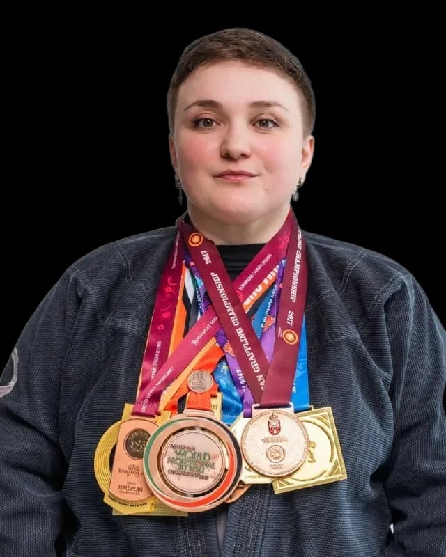 Вероника Вольф — тренер BJJ